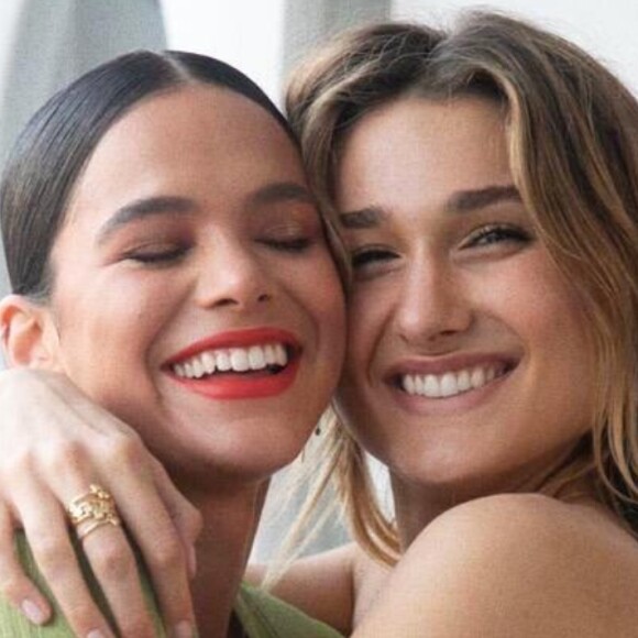 Bruna Marquezine e Sasha são amigas de longa data
