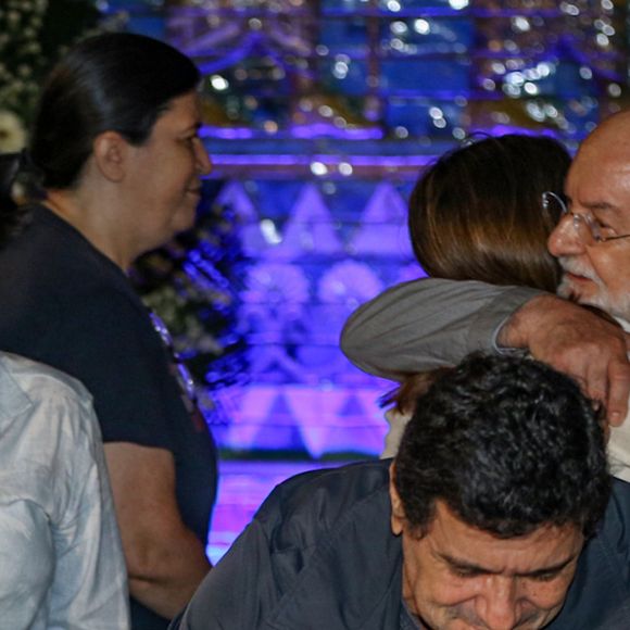 Filho de Aracy Balabanian em novelas, Jandir Ferrari se emocionou no velório da atriz