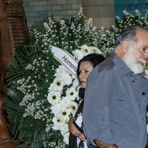 Tony Ramos se emocionou no velório de Aracy Balabanian