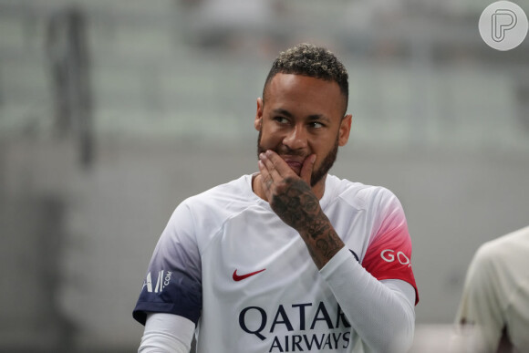 Neymar tem recebido algumas críticas desde o anúncio do cruzeiro