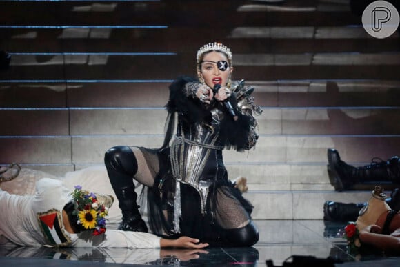 Madonna é uma pessoa vaidosa que gosta de ser idolatrada de acordo seu mapa astral