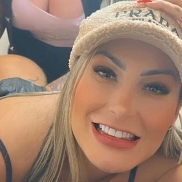 Saiba qual tatuagem Andressa Urach fez no ânus