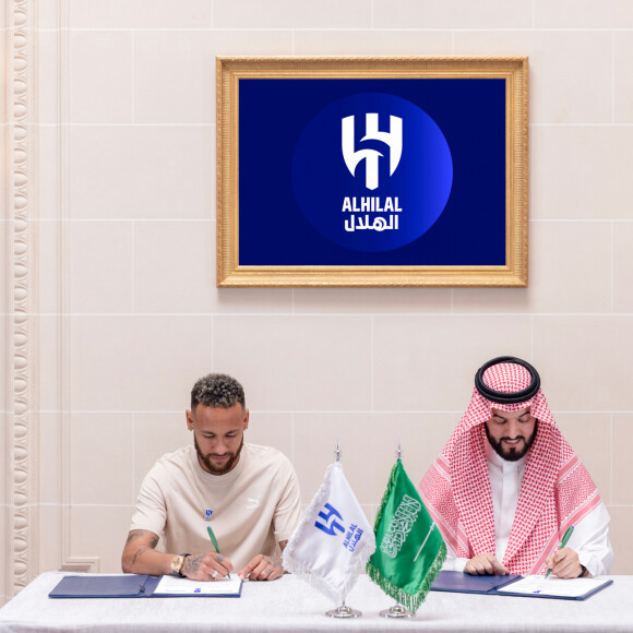 Neymar assinou contrato de dois anos com o Al-Hilal da Arábia Saudita e vai receber quase 2 bilhões de reais