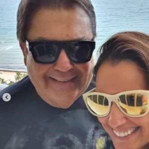 Com Faustão internado no Hospital Albert Einstein quem está do seu lado é a sua esposa Luciana Cardoso