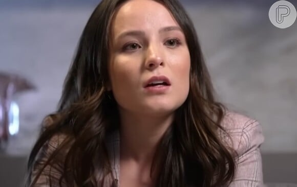 Larissa Manoela concedeu nova entrevista ao 'Fantástico' e falou que teve seu plano de saúde cortado 'pelos pais'