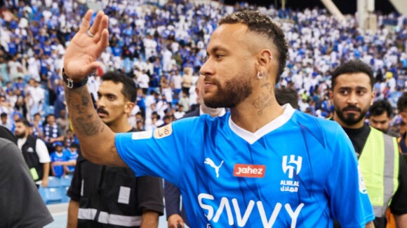 Neymar não é relacionado pelo Al-Hilal e tem estreia pelo clube adiada