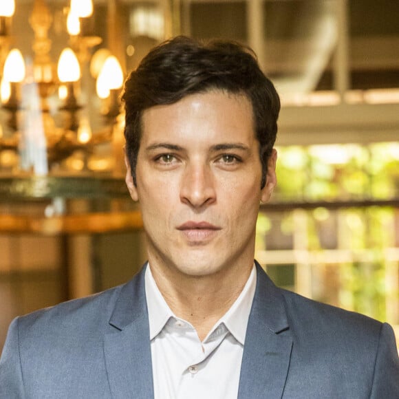 Leandro Lima vê público da novela 'Terra e Paixão' se dividir entre Graça (Agatha Moreira) e Lucinda (Debora Falabella): 'Ouvi muito nas ruas o 'Hello, Grace!, mas claro, a torcida pelo casal Lurino seguiu firme e forte'