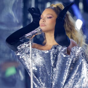 Beyoncé gosta de ser o centro das atenções e seu ascendente em Leão é a prova astrológica disso