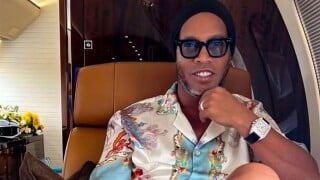 Ronaldinho Gaúcho participa de CPI sobre Pirâmide Financeira, faz silêncio sobre Nike e viraliza: 'Rolê aleatório'