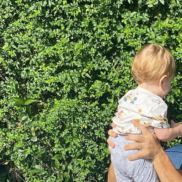 Kayky Brito sobre o filho, Kael: 'Sou um pai que vai apoiar o que ele quiser ser, ele vai fazer o que quiser porque sou um pai liberal', disse o ator para o 'Papo de Novela'