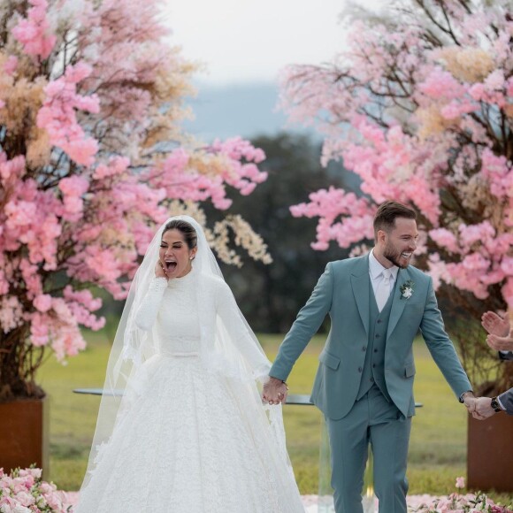 Maíra Cardi e Thiago Nigro se casaram no fim do mês passado