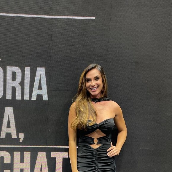 Nicole Bahls resolveu dar sua opinião sobre a declaração da sexualidade do ex-marido