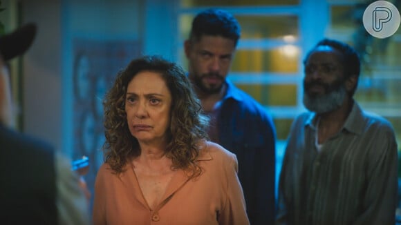 Agatha (Eliane Giardini) salvou Jonatas (Paulo Lessa) de Antônio (Tony Ramos) na novela "Terra e Paixão"