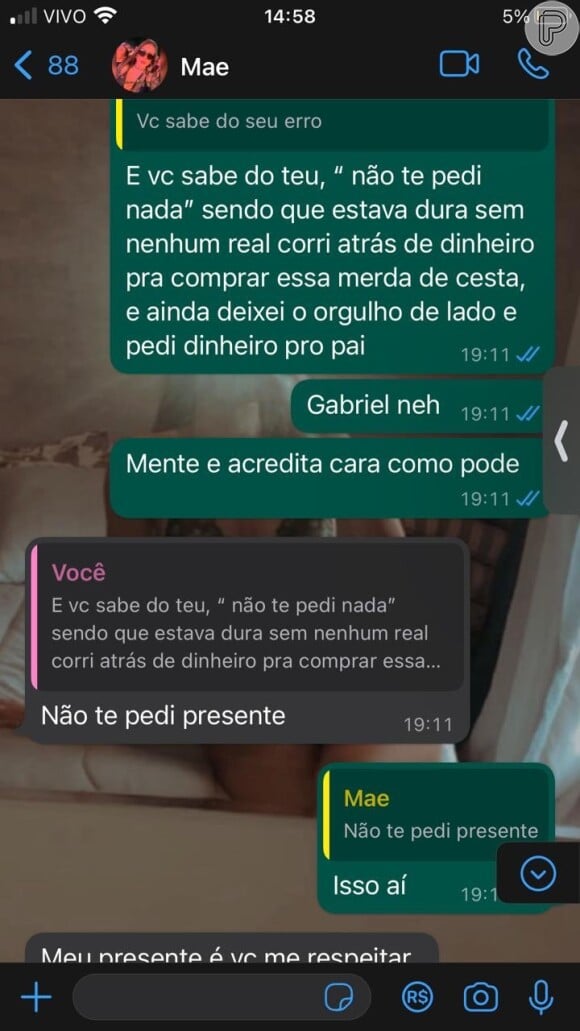 Bia Miranda mostrou print em que a mãe, Jenny, desdenha de um presente dado pela filha 