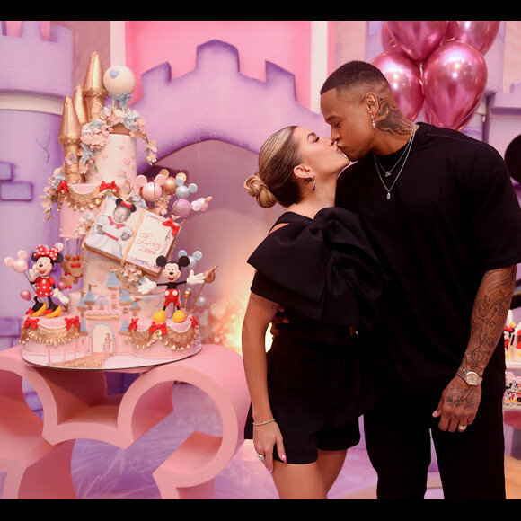 Filha de Lore Improta e Léo Santana teve o aniversário com o tema Minnie