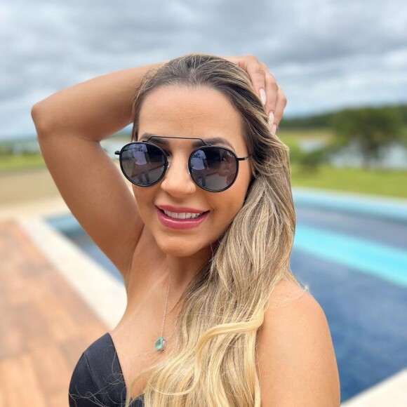 Deolane Bezerra encheu Paolla Oliveira de elogios e desejou que a fofoca seja mentira: 'Não sei se é verdade, se isso partiu dela, mas veja ela [sic] como uma mulher excepcional'