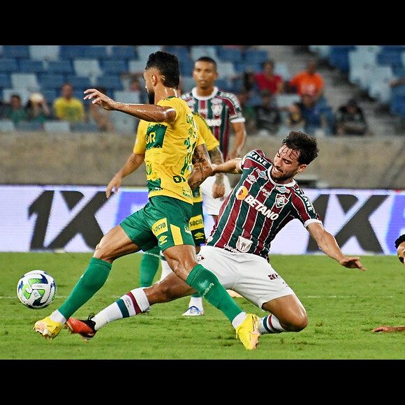 Fluminense x Botafogo será um dos jogos que a Globo vai mostrar pela 26ª rodada do Brasileirão 2023 no domingo 8 de outubro de 2023. Os demais: Palmeiras x Santos e Internacional x Grêmio