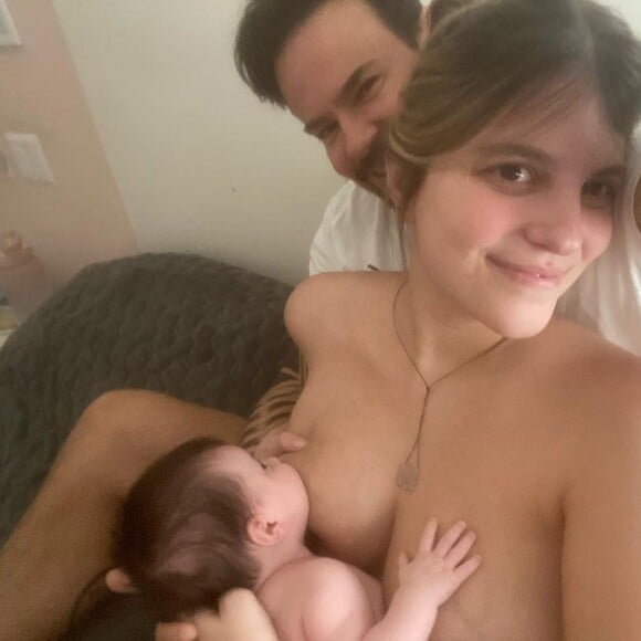 Paulinho Vilhena se tornou pai há um mês com o nascimento de Manoela