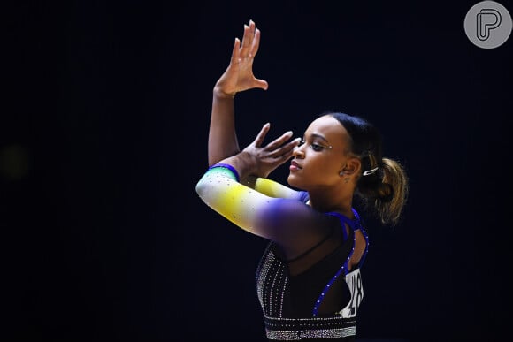 Rebeca Andrade já havia conquistado mais duas medalhas, o que a tornou a primeira ginasta brasileira a conquistar três medalhas em uma única edição do Mundial