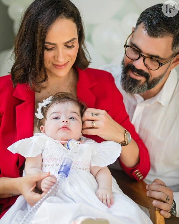 Juliano Cazarré e a mulher, Letícia Cazarré, são pais de Maria Guilhermina, que enfrentou já cinco cirurgias desde que nasceu