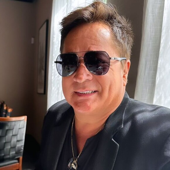 Mulher alega que nunca procurou Leonardo para o cantor assumir o possível filho pois não foi preciso