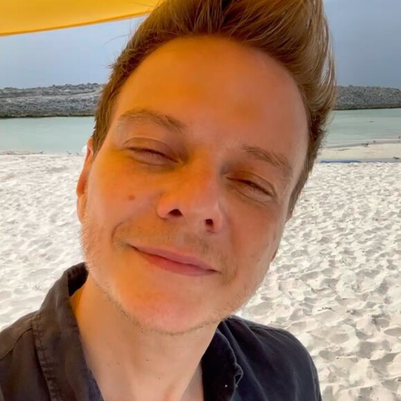 Michel Teló fez uma série de revelações a respeito de sua fortuna em entrevista ao canal do jornalista André Piunti, no YouTube