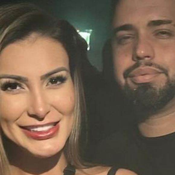 Andressa Urach rebate críticas e confirma que seguirá como prostituta e atriz pornô após assumir namoro: 'Respeita meu trabalho'