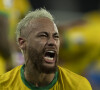 Bruna Biancardi ignora lesão sofrida por Neymar que fez jogador de futebol deixar estádio de muletas após chorar de dor