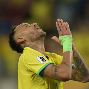 Neymar não revelou o motivo de sua saída do PSG