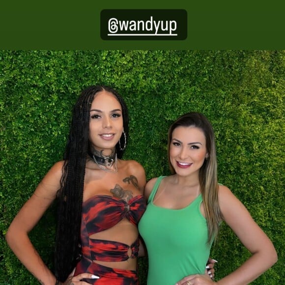 Andressa Urach anunciou mais um lançamento na companhia de uma mulher trans: a convidada da vez foi Wandy Uchôa