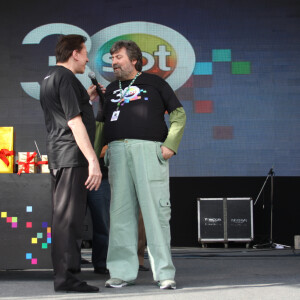 Roberto Manzoni, o Magrão, e Silvio Santos na festa de 30 anos do SBT, em 19 de agosto de 2011