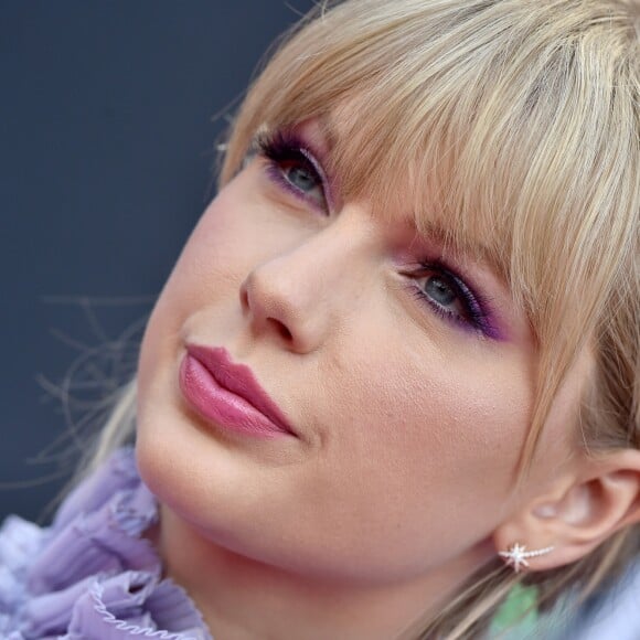 Qual é a cor favorita da Taylor Swift? Esta pode ser a cor certa para você montar seu look para o 'The Eras' em São Paulo