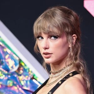 Taylor Swift foi muito cobrada por fãs do Brasil após não ter reação 'esperada' depois da morte de sua fã no show no Rio de Janeiro