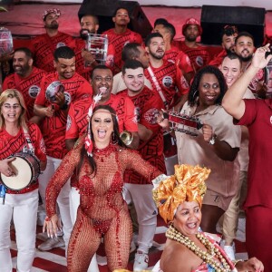 Viviane Araujo, de macacão colado no corpo, arrasou na gravação da vinheta do carnaval 2024 da Globo em 27 de novembro de 2023