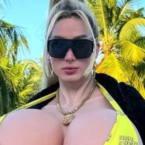 Conheça Halessia, influenciadora que faz sucesso na Farofa da Gkay