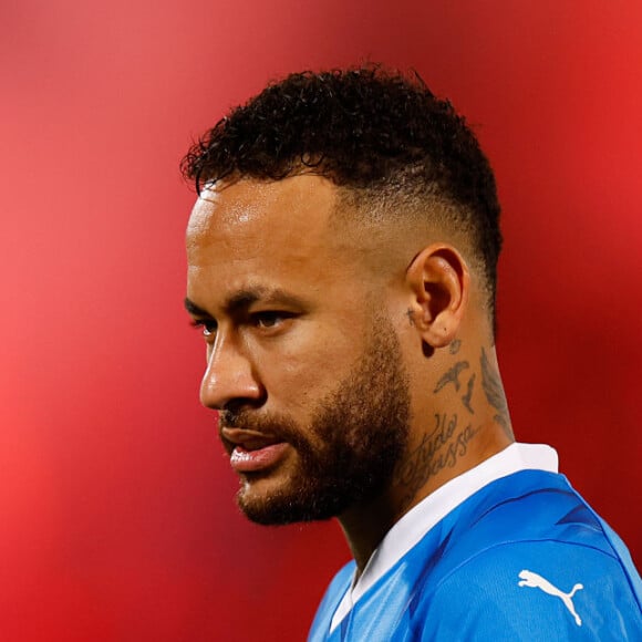 Neymar se recupera de uma das piores lesões da carreira