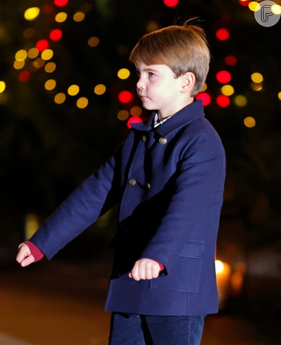 Príncipe Louis é o filho caçula de Kate Middleton e Príncipe William e tem 5 anos