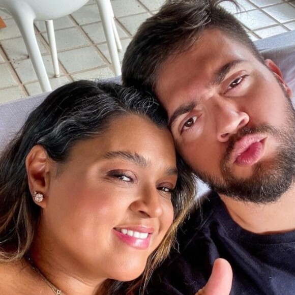 Preta Gil ainda descobriu depois que Rodrigo Godoy tinha um caso com sua personal stylist; traição iniciou 7 meses antes da separação e não cessou enquanto ela enfrentava o câncer