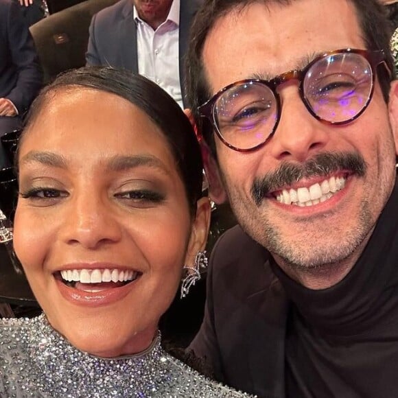 Aline da novela 'Terra e Paixão', Barbara Reis posou com Raphael Najan na gravação do 'Melhores do Ano' do 'Domingão com Huck'