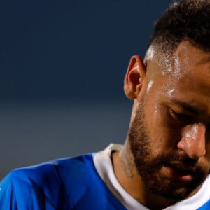 Neymar cumprirá só metade do contrato com o Al-Hilal em campo