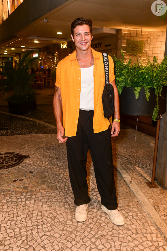 Delegado Marino da novela 'Terra e Paixão', Leandro Lima também esteve no show de Ivete Sangalo no Maracanã