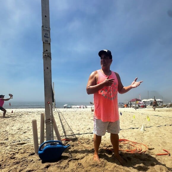 Andre Marques voltou a se dedicar ao beach tênis depois que percebeu que engordou 9kg