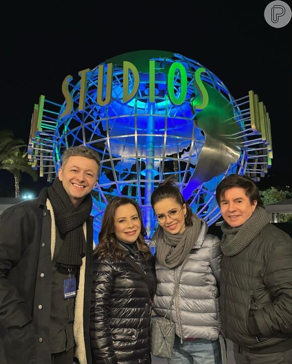 Sandy, Lucas Lima, Noely e Xororó aproveitaram um parque da Universal Studios, em Hollywood
