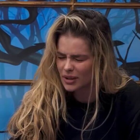 Yasmin Brunet se assustou com cabelo após festa do 'BBB 24'