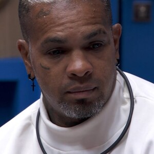 Em conversa com outros brothers no 'BBB 24', Rodriguinho questiona Sincerão e pensa em não participar da dinâmica