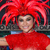 Carnaval do Rio 2024: Mileide Mihaile arrasa em look transparente e com mais de 130 mil cristais. Saiba valor da produção!
