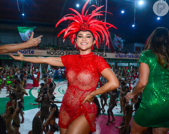 Carnaval 2024 do Rio: Mileide Mihaile arrasou em ensaio da Grande Rio, da qual é uma das musas