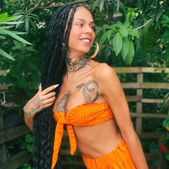 Wandy Uchoa é uma mulher trans e trabalha como DJ e produtora de conteúdo adulto