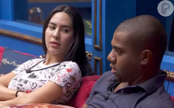 'BBB 24': Isabelle argumentou que, mesmo com a conversa, ela é quem corre mais perigo de ser indicada pelo líder