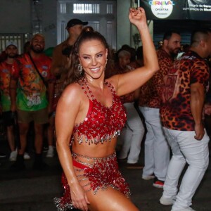 Paolla Oliveira vai ser rainha de bateria da Grande Rio no carnaval 2024 pelo sexto ano